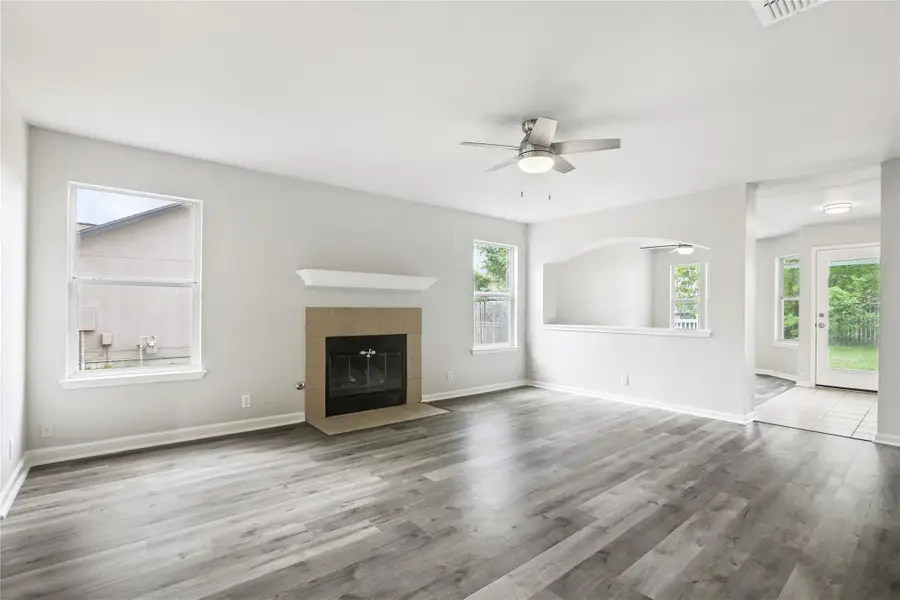 607 Sparkling Brook Ln, Leander, TX 78641 - #3