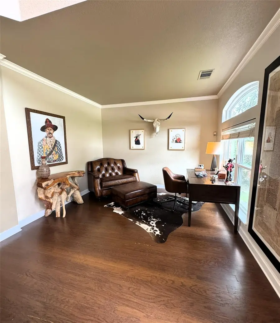 31108 La Quinta Dr, Georgetown, TX 78628 - Image #2