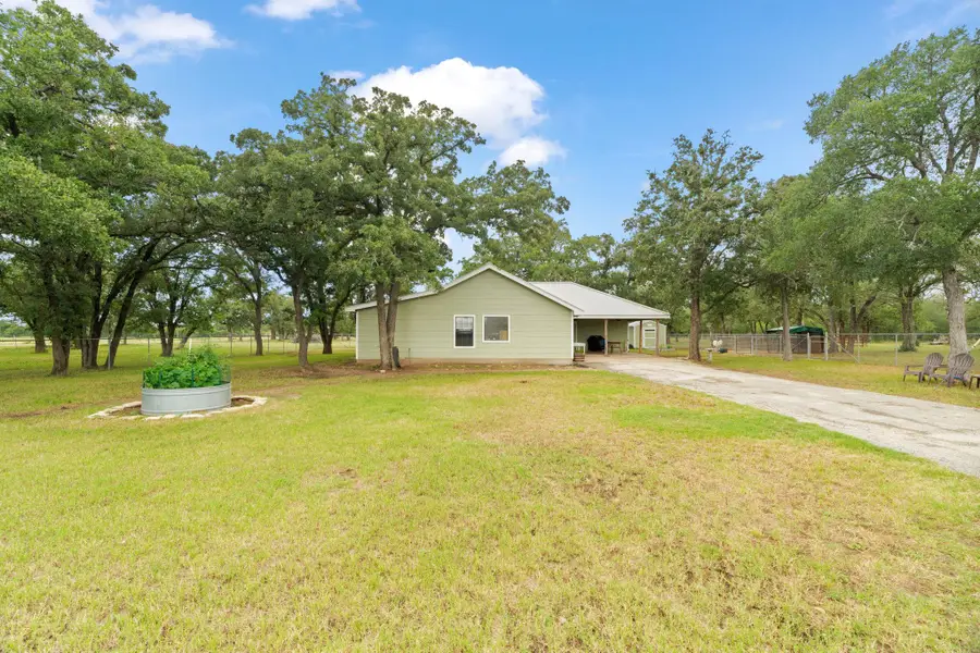 3434 Prairie Lea Rd, Kingsbury, TX 78638 - Image #3