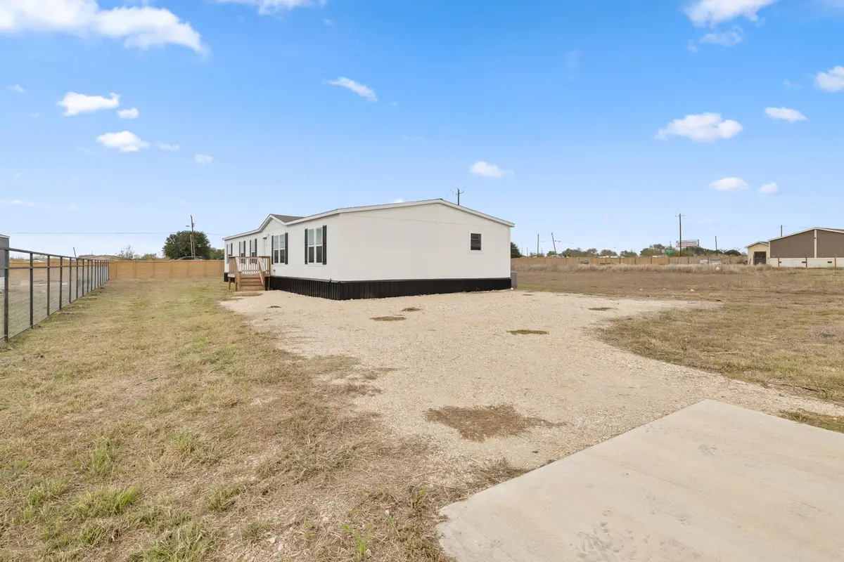 550 Conchas St, Kyle, TX 78640 - Image #1