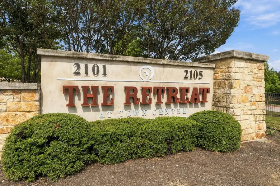 2105 Town Centre Dr #13, Round Rock, TX 78664 - #2