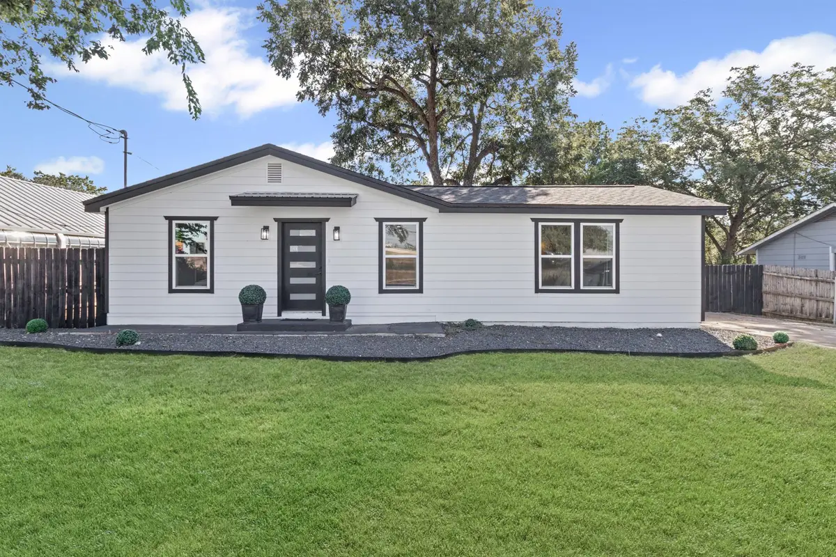 901 N Church St, Georgetown, TX 78626 - #1