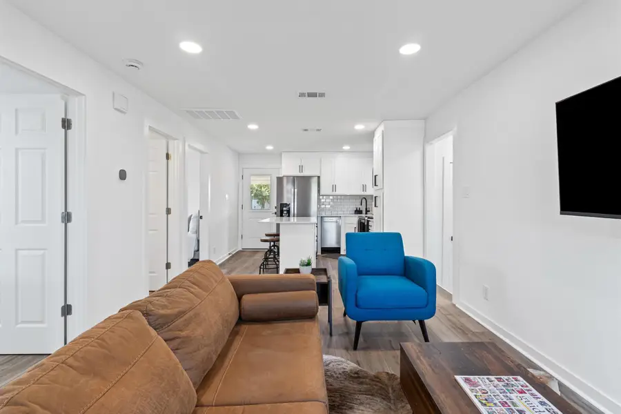 901 N Church St, Georgetown, TX 78626 - #2