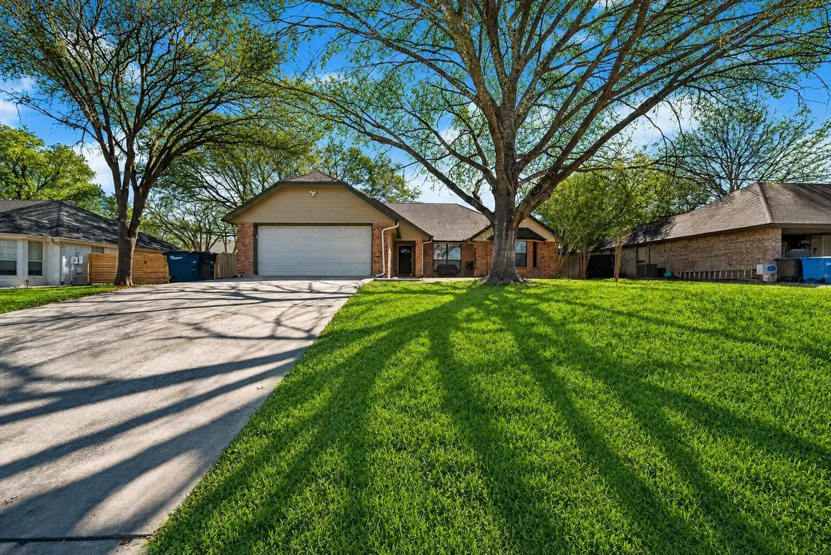 1911 Palace Dr, New Braunfels, TX 78130 - #1