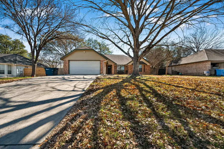 1911 Palace Dr, New Braunfels, TX 78130 - #2