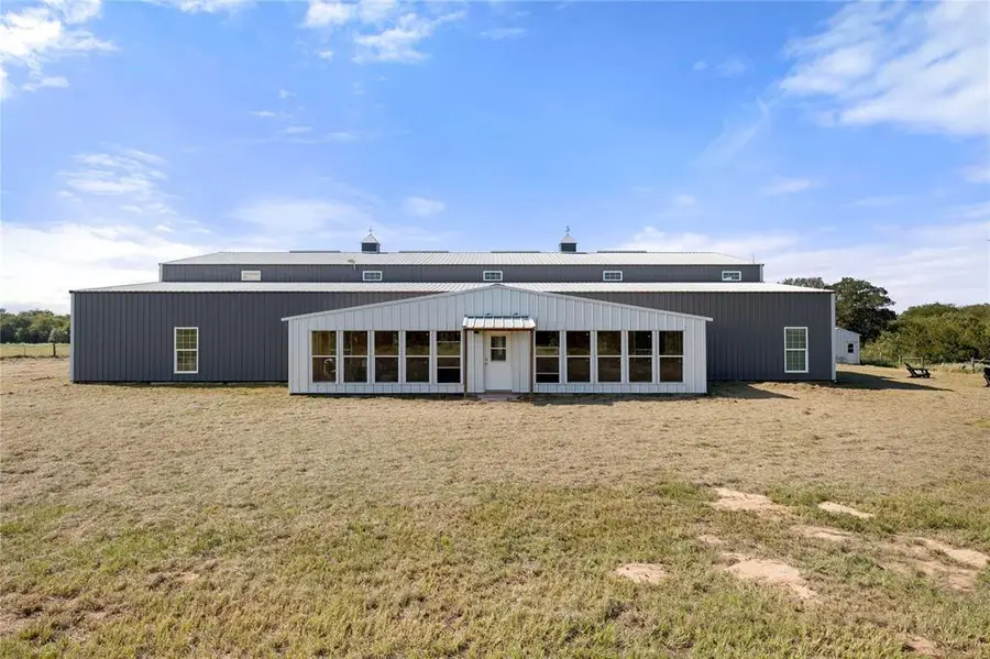 6417 County Road 240, Waelder, TX 78959 - Image #3
