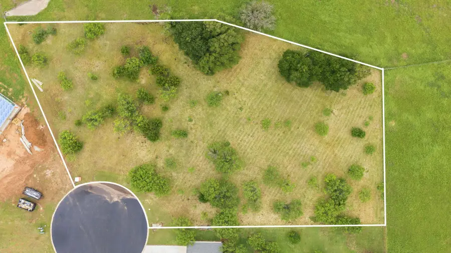 104 Round Up Cir, Burnet, TX 78611 - #2