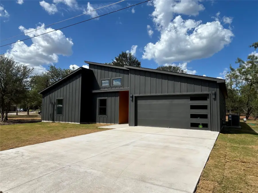 104 Waimanalo Ln, Bastrop, TX 78602 - #2