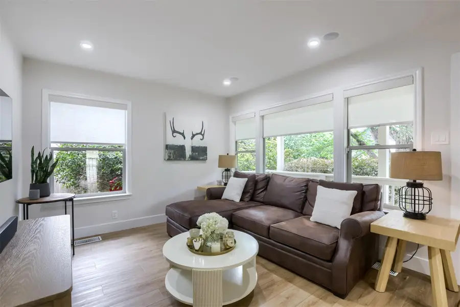 4807 Woodview Ave, Austin, TX 78756 - #2