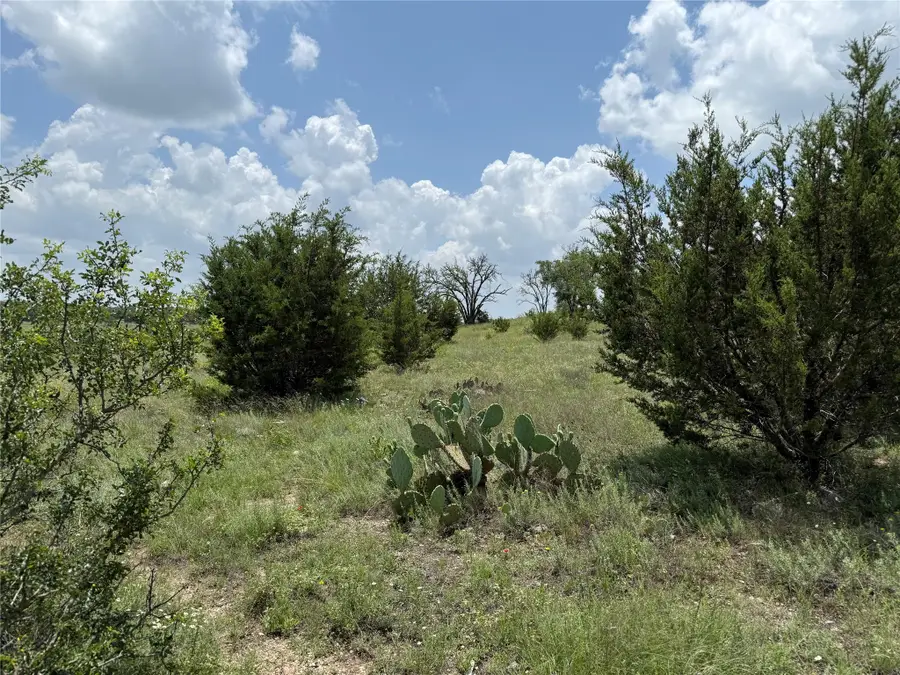 70 Mourning Dove Ln, Lampasas, TX 76550 - Image #2