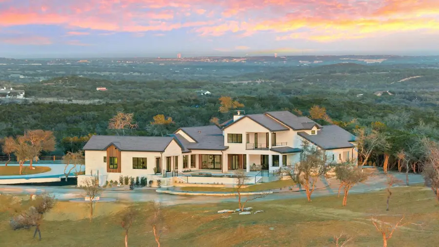 1562 Canyon Crossing View, Dripping Springs, TX 78620 - #2