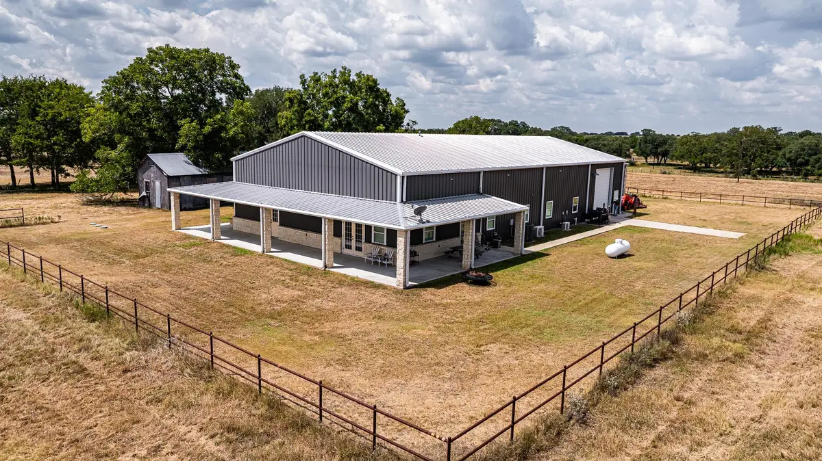 258 Private Road 2006, Schulenburg, TX 78956 - Image #1