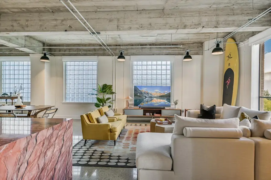 710 Colorado St #3B, Austin, TX 78701 - Image #2