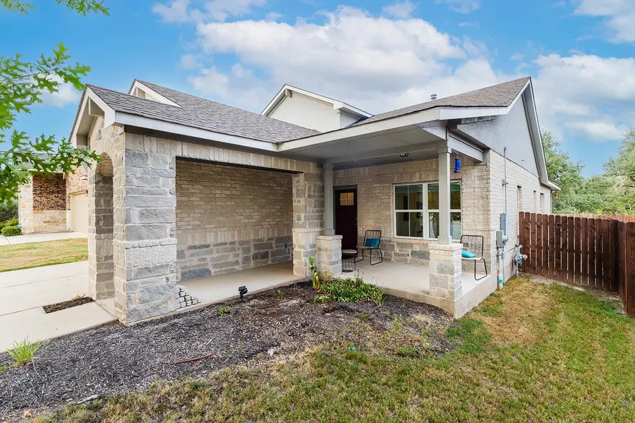 2324 Singletree Bnd, Georgetown, TX 78628 - Image #2