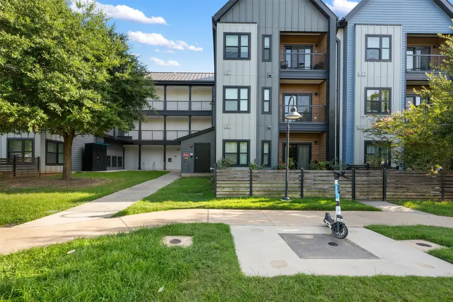 3101 W Govalle Ave #111, Austin, TX 78702 - #3