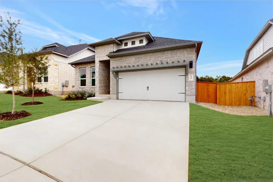 900 Beaverton Dr, Leander, TX 78641 - Image #3