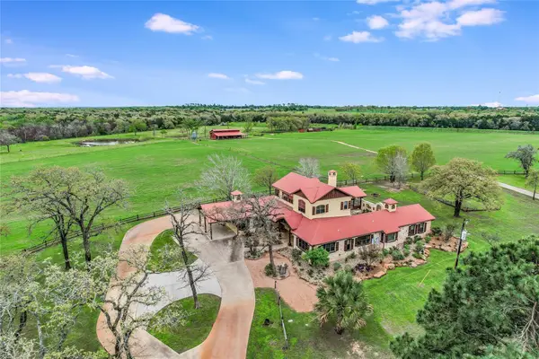 363 Paint Creek South Rd #A, Paige, TX 78659