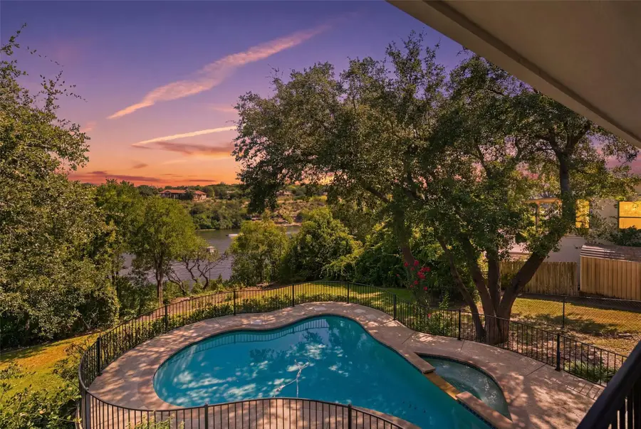 420 Los Escondidos, Marble Falls, TX 78654 - #2