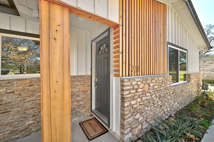 311 Harvard St, San Marcos, TX 78666 - Image #3