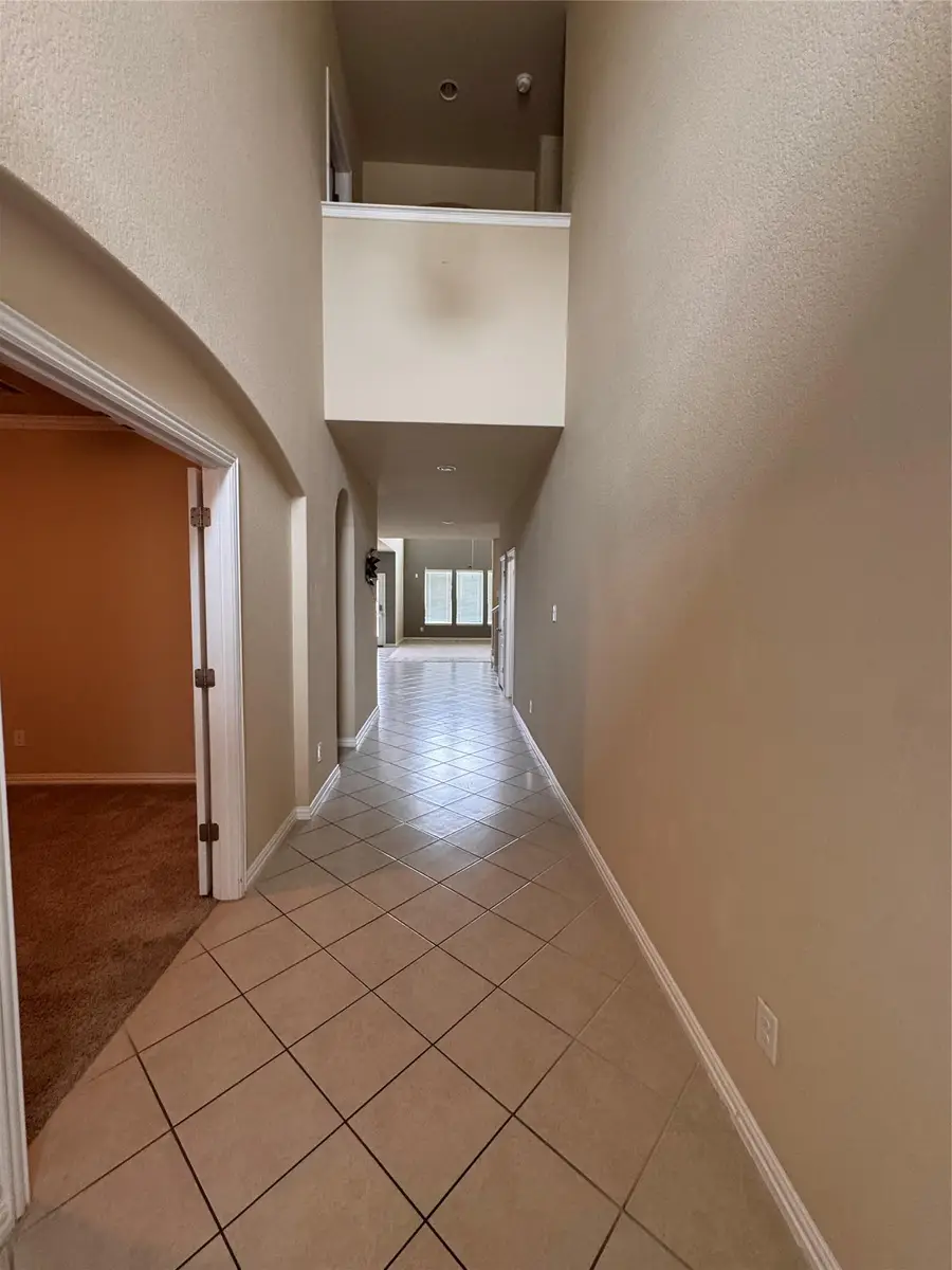 914 Emory Stable Dr, Hutto, TX 78634 - #2