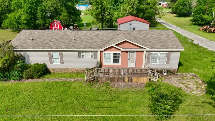 845 Caldwell St, Lexington, TX 78947 - Image #2