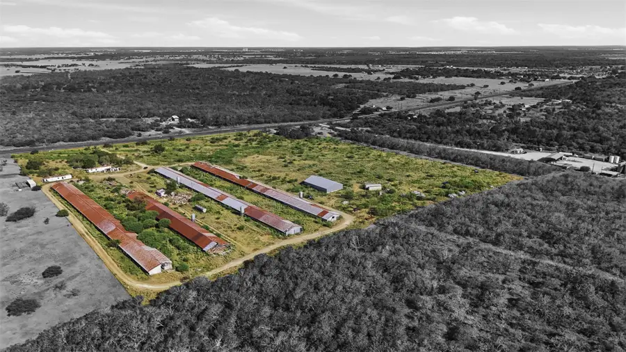 1892 State Highway 304, Gonzales, TX 78629 - #2
