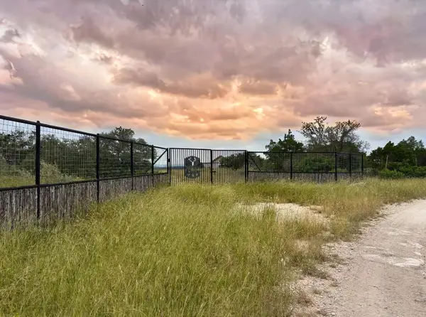 2131 Private Road 3157, Brackettville, TX 78832