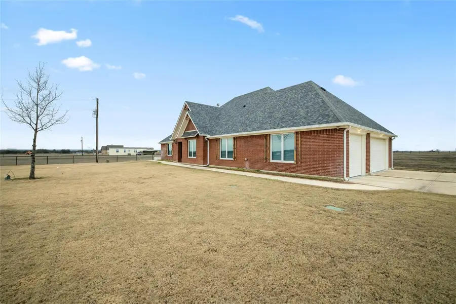 1800 County Road 305, Jarrell, TX 76537 - Image #3