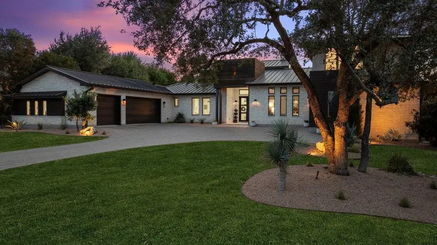 9508 Veletta Pl, Austin, TX 78735 - Image #2