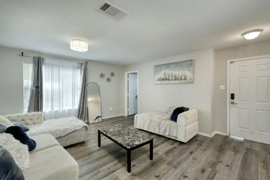 3808 Julianas Way, Round Rock, TX 78665 - Image #2