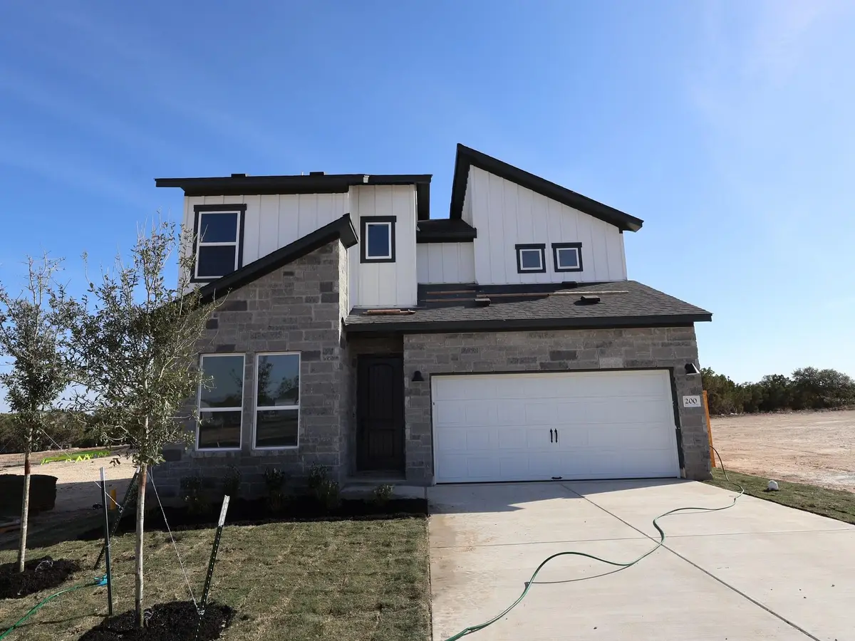 200 Norway Spruce St, Dripping Springs, TX 78620 - #1