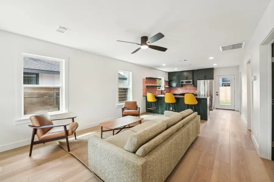 2312 Canterbury St #a, Austin, TX 78702 - Image #2