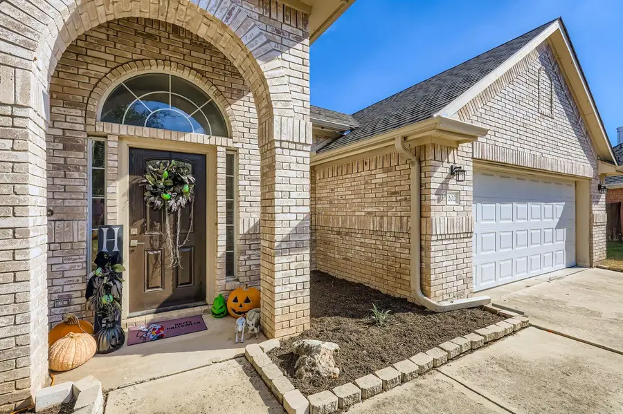 202 Cloud Peak Cv, Round Rock, TX 78681 - Image #2