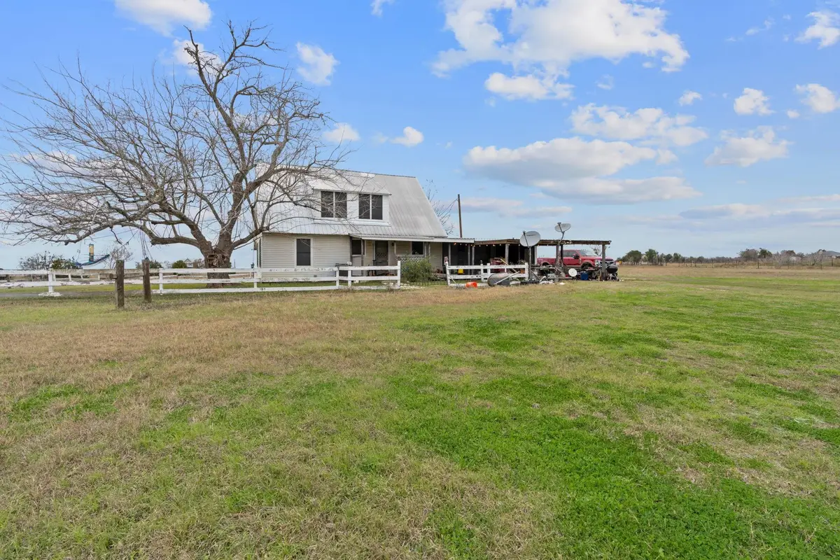 763 Upper Elgin River Rd, Elgin, TX 78621 - Image #1