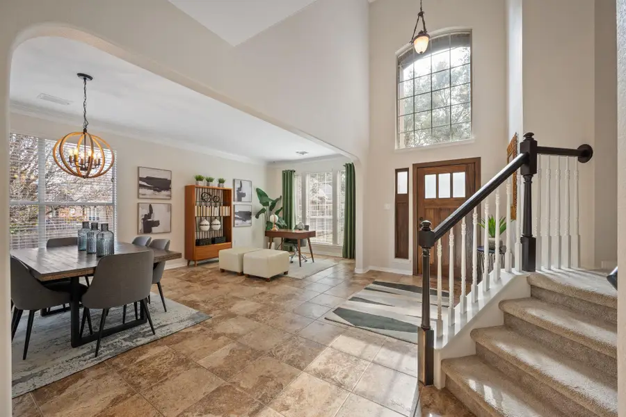 7008 Cool Canyon Cv, Round Rock, TX 78681 - Image #2