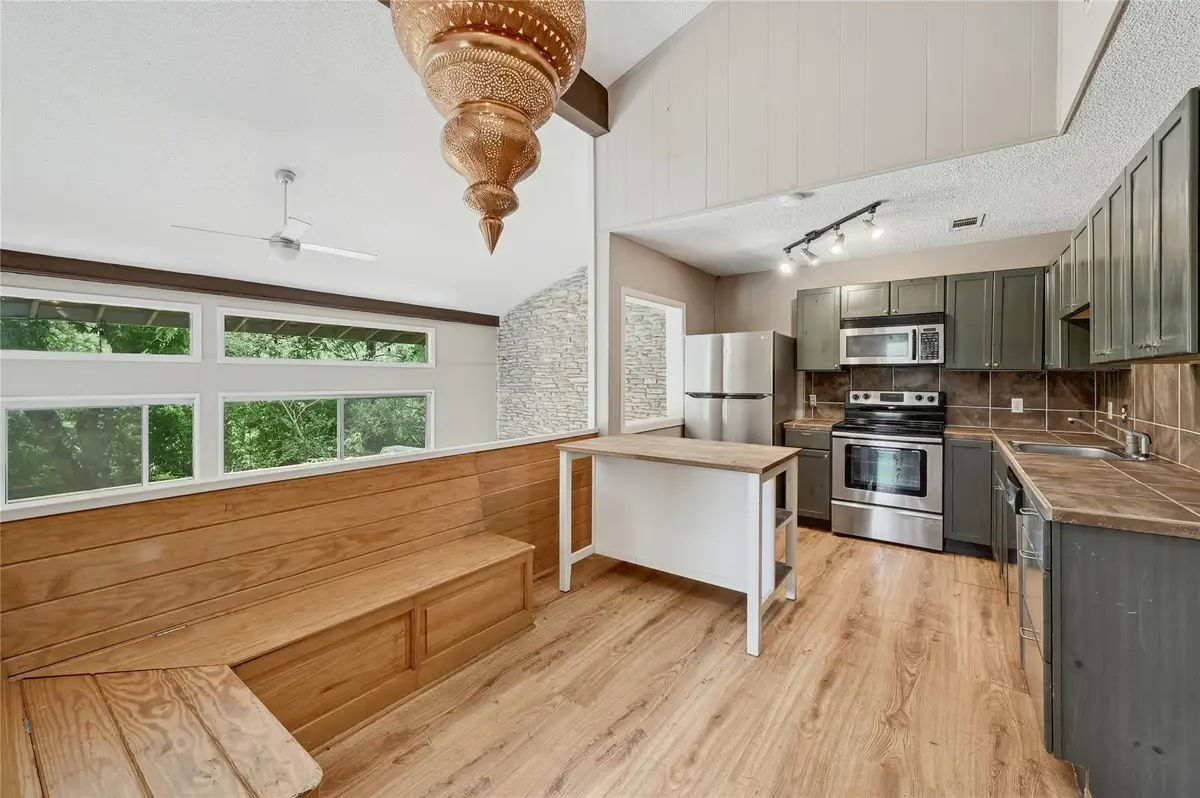 907 The High Rd, Austin, TX 78746 - Image #1