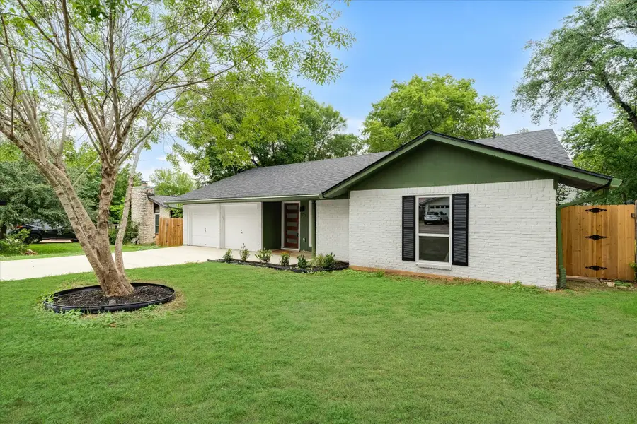 6225 Hillston Dr, Austin, TX 78745 - Image #2