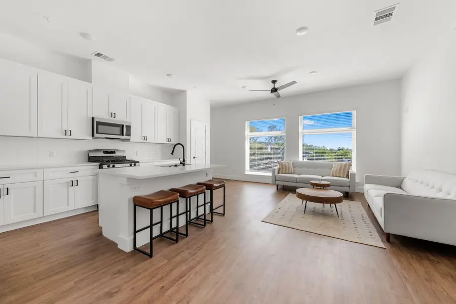 1811 Webberville Rd #1307, Austin, TX 78721 - #2