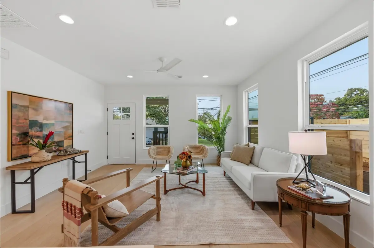 1199 Coleto St, Austin, TX 78702 - #1