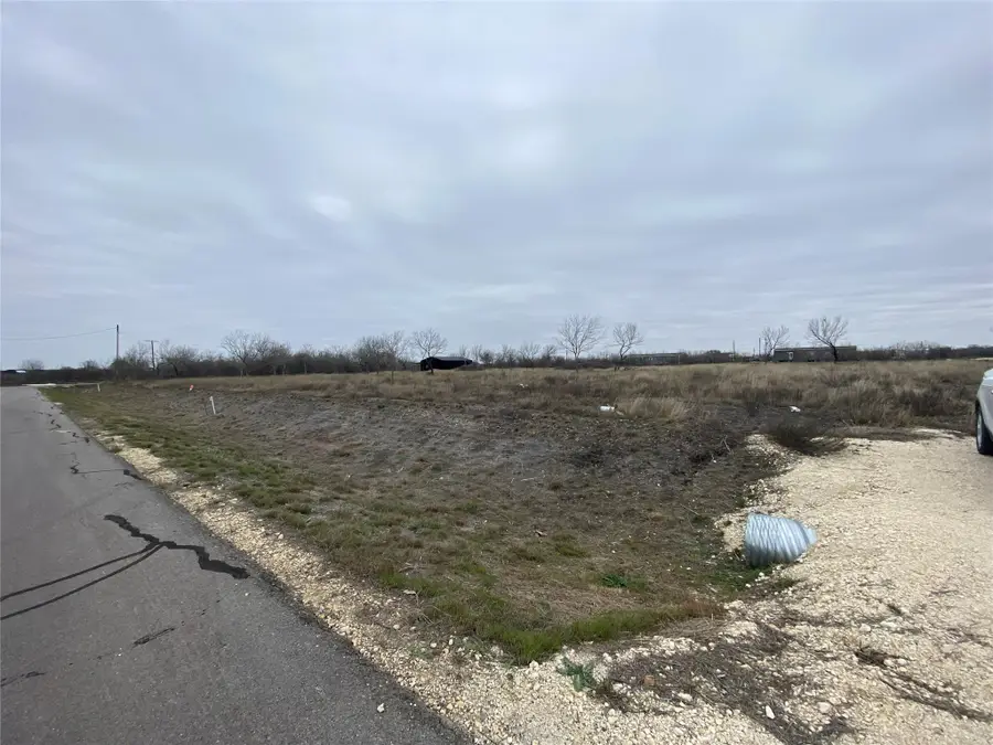 344 Lobo Loop, Hondo, TX 78861 - Image #2