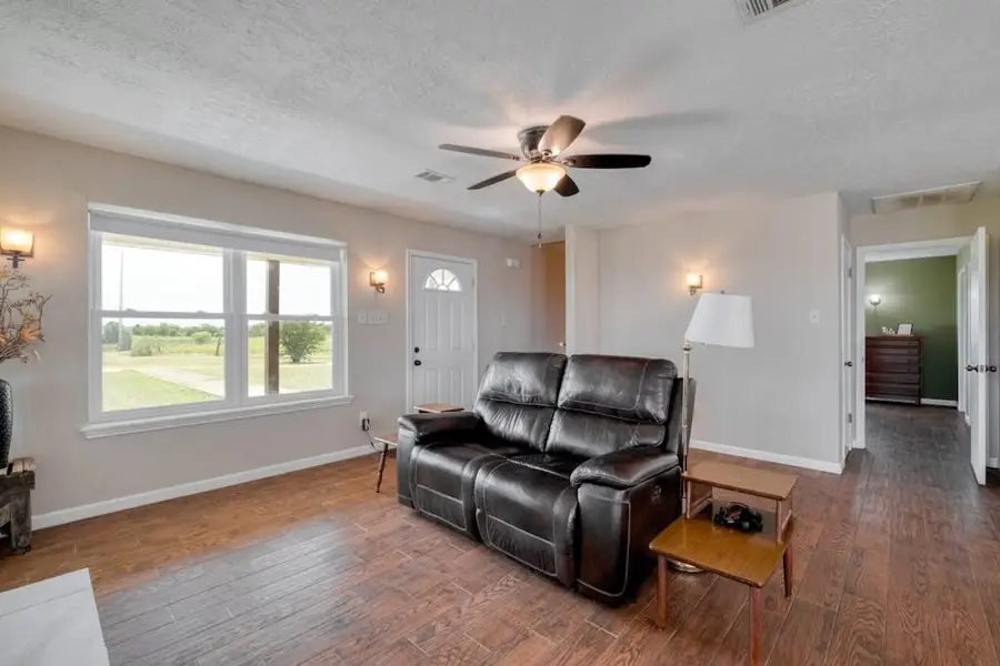 1540 County Road 114, Rogers, TX 76569 - #3