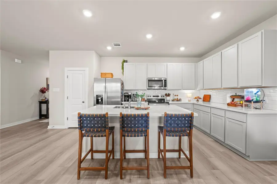 237 Little Green Trl, Jarrell, TX 76537 - #3