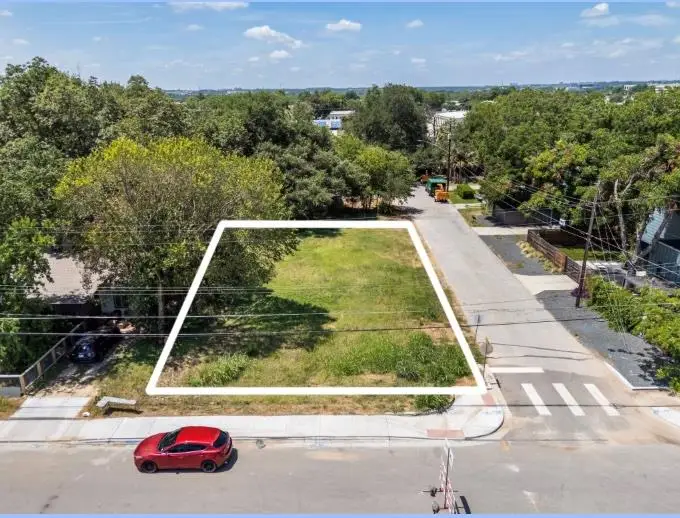 4801 Gonzales St, Austin, TX 78702 - #3