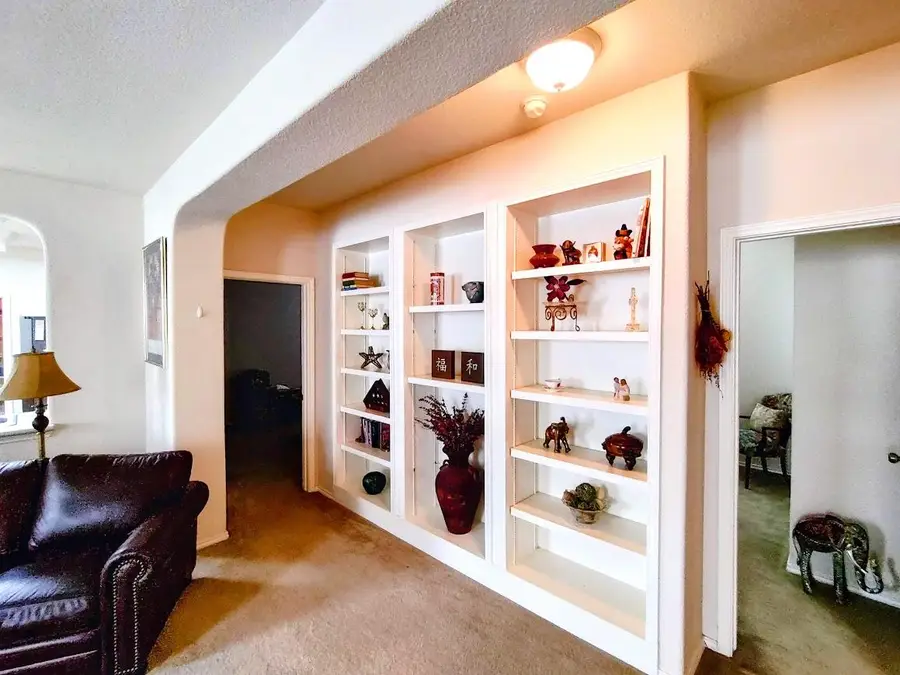 1844 Bayland St, Round Rock, TX 78664 - #2