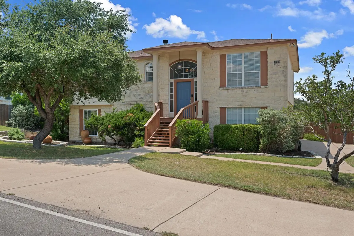3702 Rock Terrace Dr, Lago Vista, TX 78645 - Image #1
