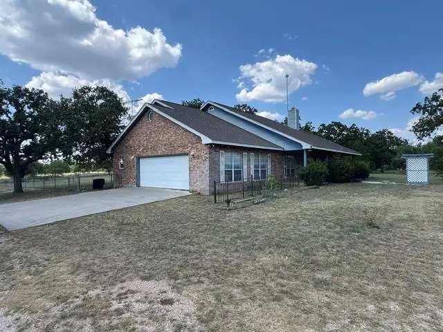 690 Ancient Oaks Dr, Marble Falls, TX 78654 - #2