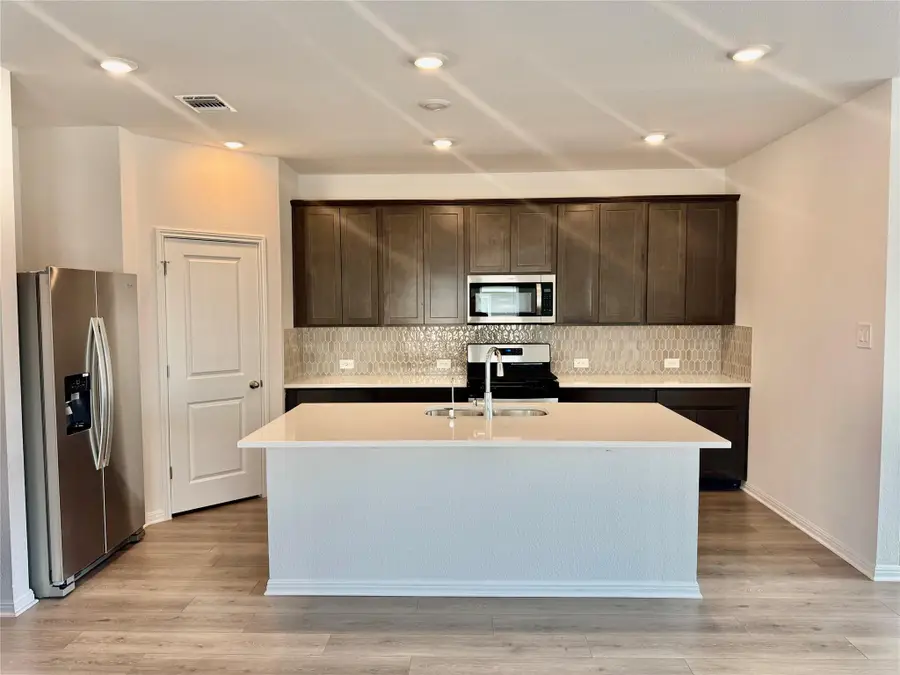 133 Boondoggle Rdg, Cedar Creek, TX 78612 - #2