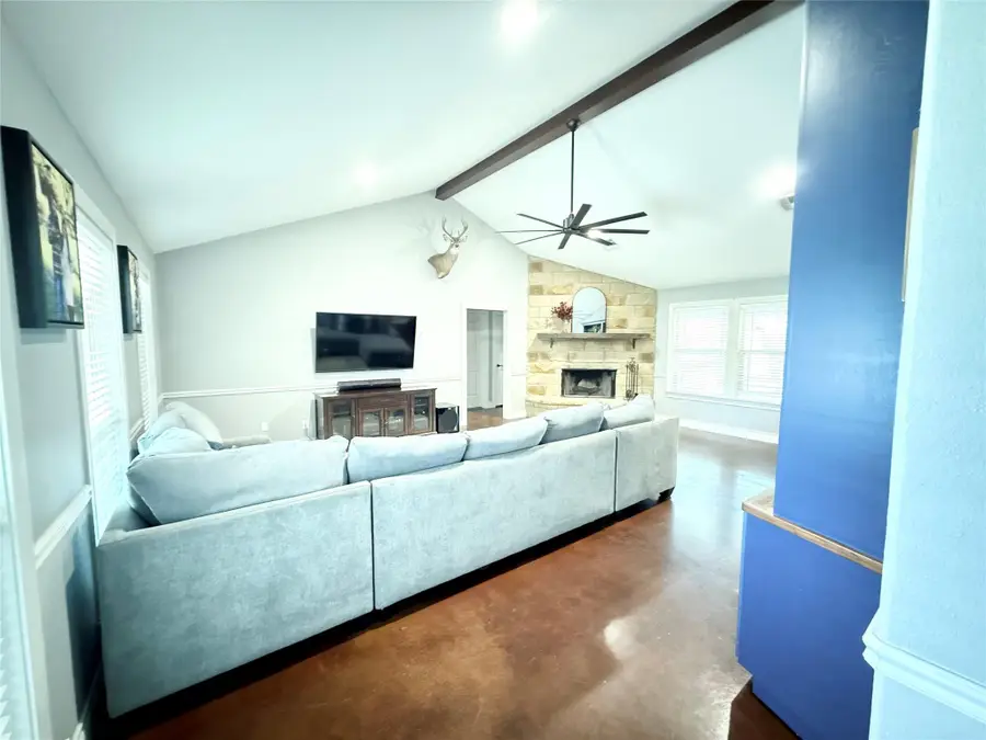 252 Sunday Dr, Burnet, TX 78611 - Image #3