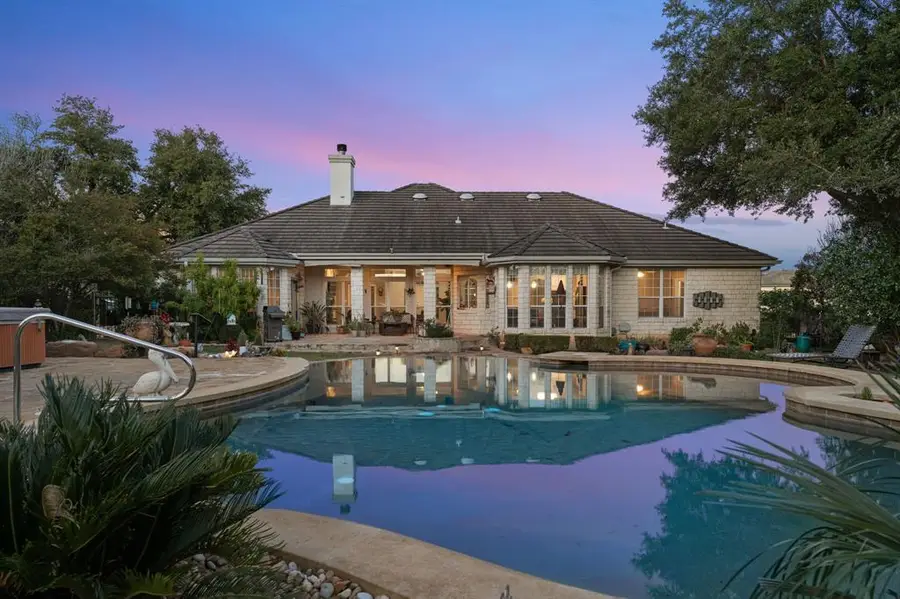 932 Vanguard St, Lakeway, TX 78734 - #2