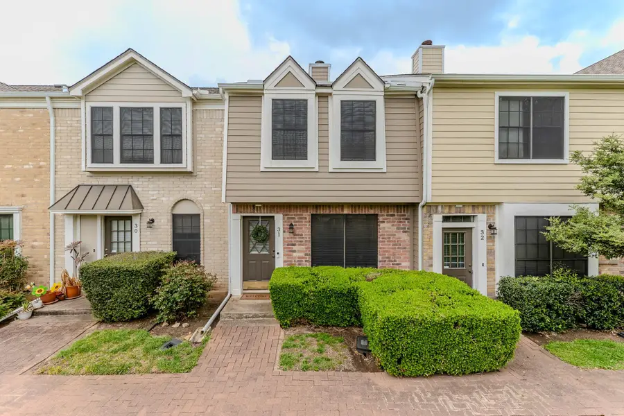 12325 Los Indios Trl #31, Austin, TX 78729 - Image #2